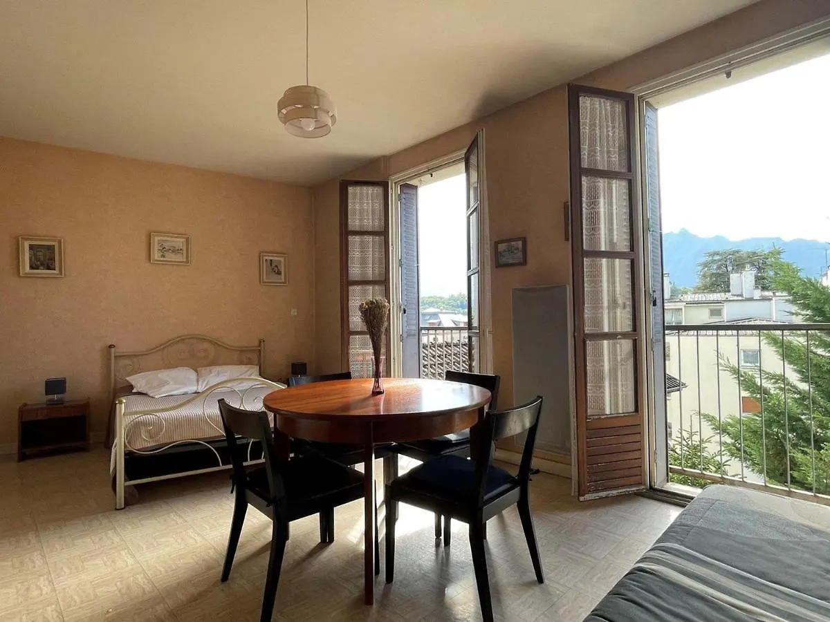 Spacieux Studio Au Centre-Ville Avec Ascenseur Et Animaux Acceptes - Fr-1-555-79 Aix-les-Bains 0*,