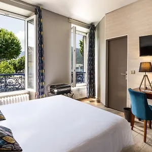 Beau Rivage Hotel